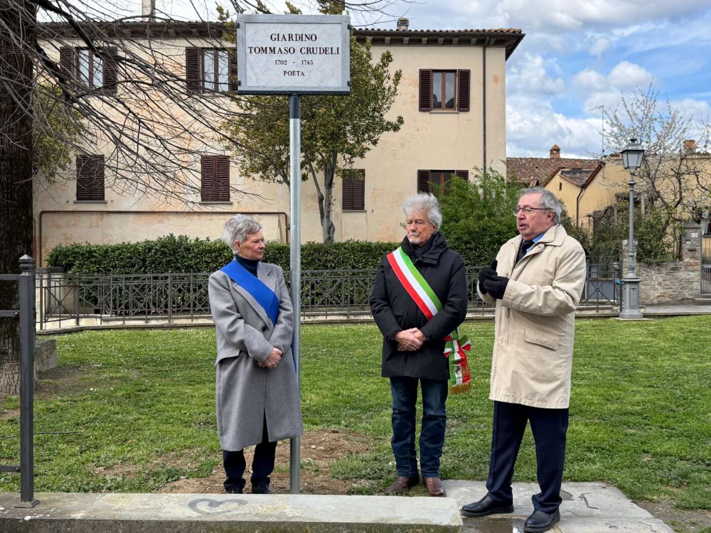 INTITOLAZIONE CRUDELI