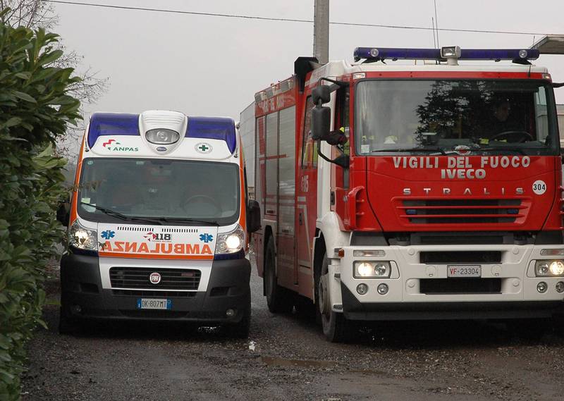 vigili-del-fuoco-e-ambulanza