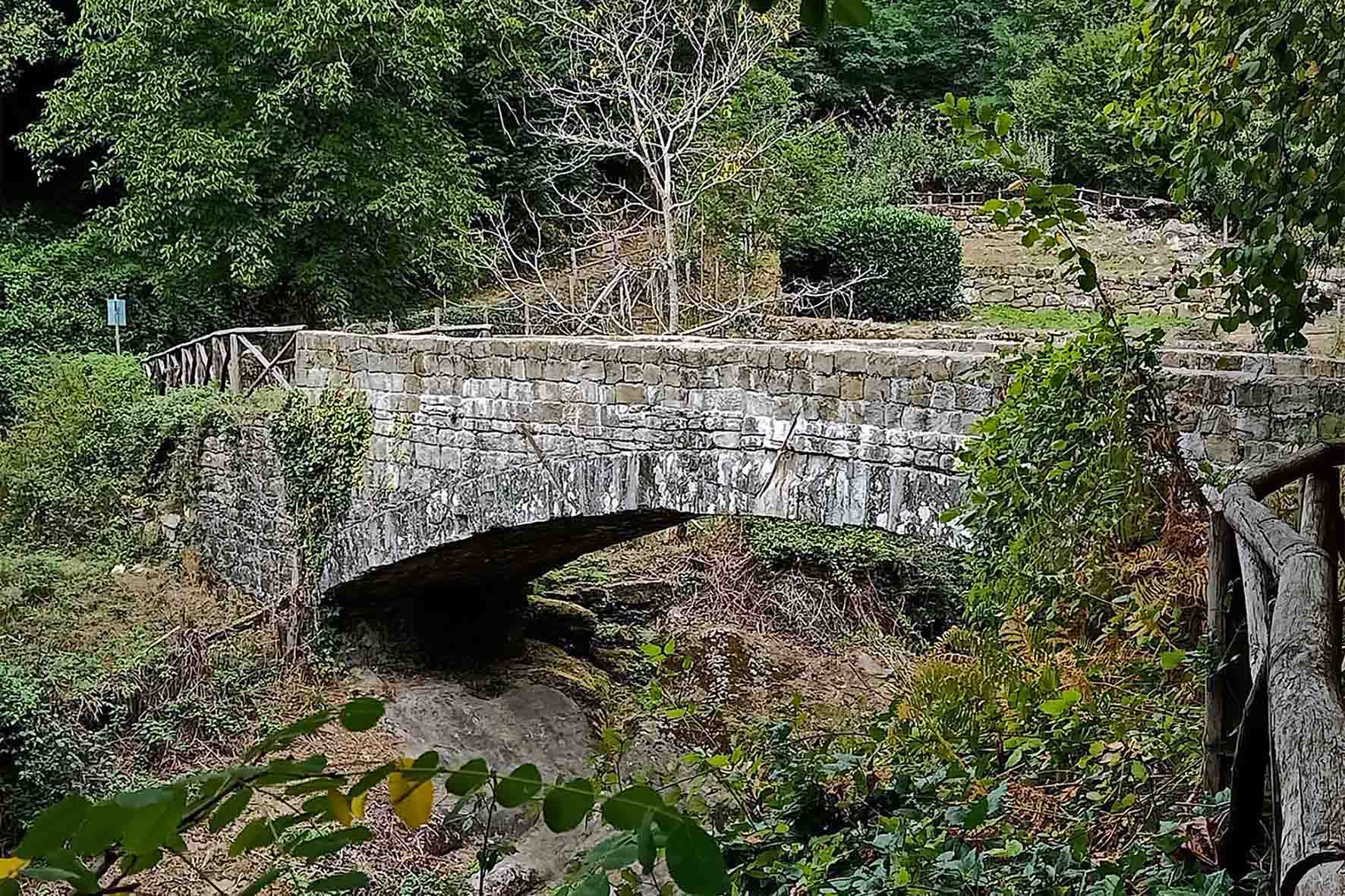 Comune di Ortignano Raggiolo - Ponte dell'Usciolino (1)